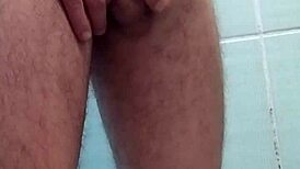 Teen Jerking Off In Bath