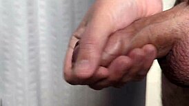 Watch me cum in the morning light, the solo amateur says during close-up masturbation.