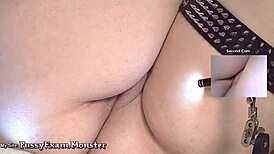 this pussy exam camshow is so hot 😍