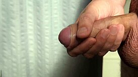 Se mig komme i morgensolen, siger solo amatør under close-up onani