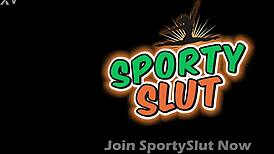 Pretty young slut shakes tight ass in leggings. Puffy cameltoe at gym yoga.