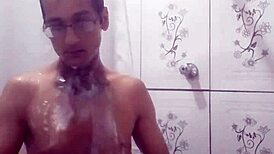 Vazou Na Net Me Exibindo Para Putinha Do Meu Bairro Hoje Vou Comer Essa Gostosa