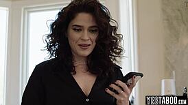 Big Ass Latina Milf Calls Hung It Guy To Fix Her Laptop