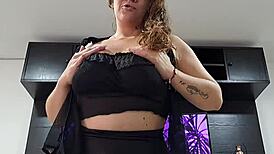 Stepsister Gives Erotic Dance and Big Ass Tease