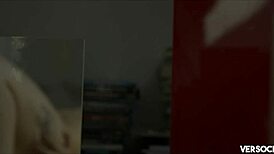 Luna Ruiz masturbates intensely before mirror