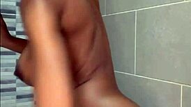 Do you like my big ass, baby!