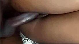 Africká mladá děvka 18+ tvrdě ošuká s výstřikem do těsné kundy