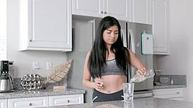 Pastorka pomaga pri masaži