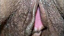 Couple amateurs just playing around with wet pussy