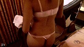 Latina Amateur Dances Reggaeton Energetically