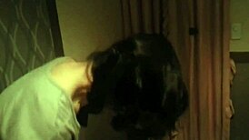 Zralá asijka ukazuje své sex dovednosti