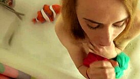 Beautiful MILF invited me to shower, sucked my cock! 😘