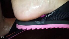 luh gives a footjob with her feet