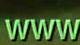 ผู้หญิงเอเชียแก่แสดงทักษะ