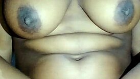 stor pik banker hendes fisse med monsterkuk i vild session