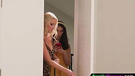 DIVORCED COUGAR ORGASMS WITH AIRBNB OWNER!