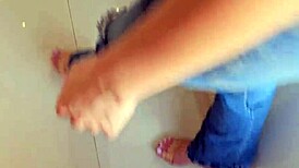 hermosa joven gives pov service in shorts and shoes