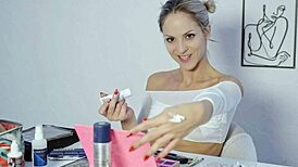 Pretty blonde does Harley Quinn makeup tutorial for Halloween