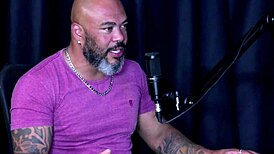 Narcissistic Mother Shares Cosplay Photos With Sister And Cousin