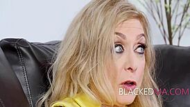 omg, 60yo nina hartley pays a black dude with steamy sex after a wild blowjob! 😲