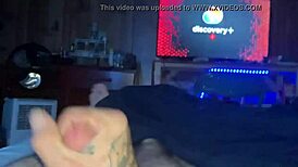 Hello there, what's up with this solo masturbation session?