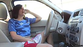 Mofozo Com - Black Haired Cheerleader Swallows Cum