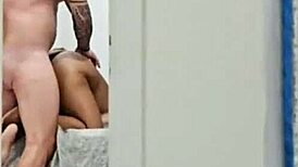 fomos pegos no flagra pelo amigo do meu marido