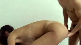 Tengok MILF Pelacur Sambil Pacar Kasih Hisap Batang?