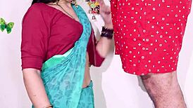 Hot milf au cul serré prend défonce anale dure