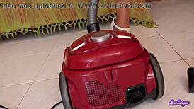 My Problems With My Old Vacuum Cleaner In The Bedroom