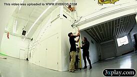 Blindfolded guy bangs twat using a dildo