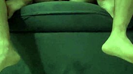 This novinha loves sitting nicely on the cock, showing her little pussy