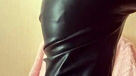 Want ass worship and deepthroat?