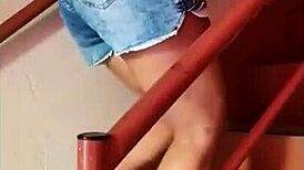 Novinha jebe pred dečkom vičući ljubav