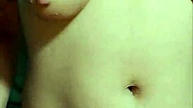 Asian pinay mommy rides with skill