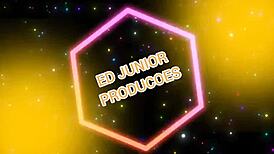 fudendo uma magrinha sem camisinha completo no red e no sheer