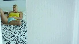 Stretching out sultry stepmother Vanessa Cage in wild teen 18+ threesome