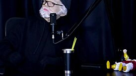 safada performs sensual stripper showing breasts in intriguing interview