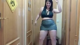 Milf With Big Ass Performs Seductive Striptease Dance.