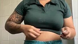 Gosto De Mostrar Minha Rachada Inchada