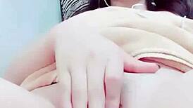 이 멋진 중국 여신이 부자 남자에게 세게 박혀!