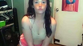 Catherine Grey Twerks Her Big Ass On Snapchat