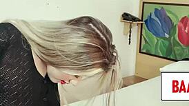 mi vecino pervertido entra a follarme en casa por ser una sucia zorra 😏