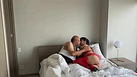 Latina mexicana le ruega al novio: ¡dale, fóllame sin condón ya!