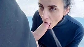 Cold Weather Oral Warms Tongue With Hot Release