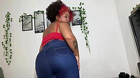 BBW Beauty Exclaims, 'Watch Me Fart In Blue Jeans!'