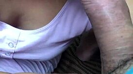 Yo, Chinese wife slurpin yogurt off a cock! 😜