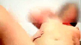 Latina får anal og dobbelt penetration, får hende til at komme intenst.