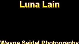 Luna Lain exotický stripp na schodoch a hranie v pančuchách 😍