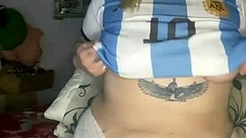 Latina argentina toca solita dildo squirt lluvia